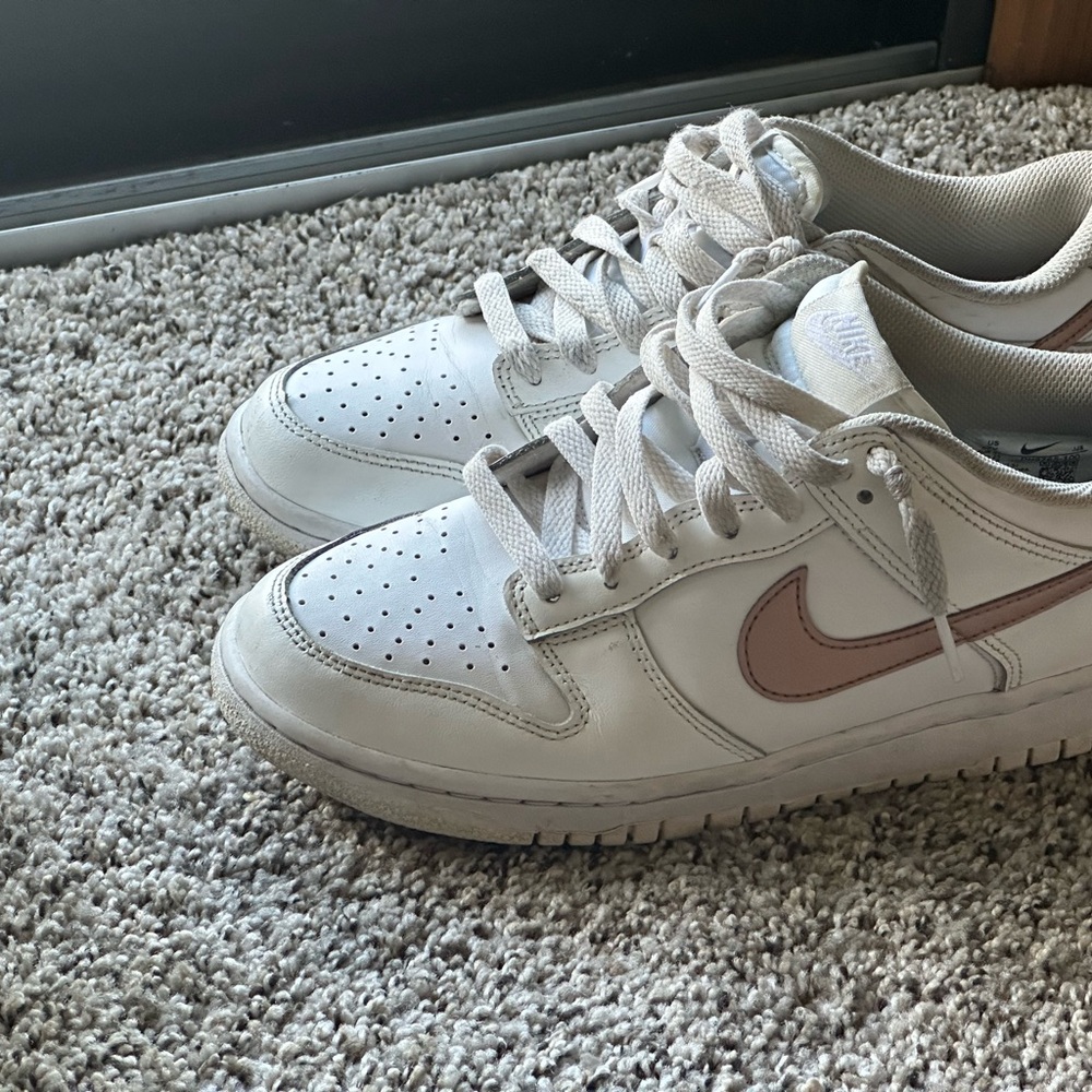 SHOES - Picture 9 of 13